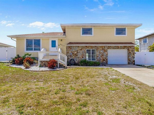 8517 43RD AVENUE W, BRADENTON, FL 34209