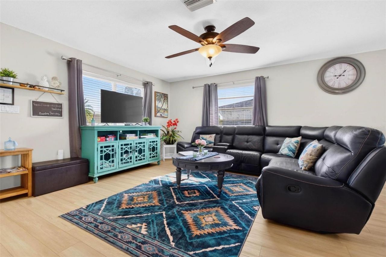 8517 43rd Avenue W, Bradenton, FL 34209 Photo