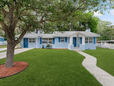 111 E CHARLOTTE AVENUE, EUSTIS, FL 32726