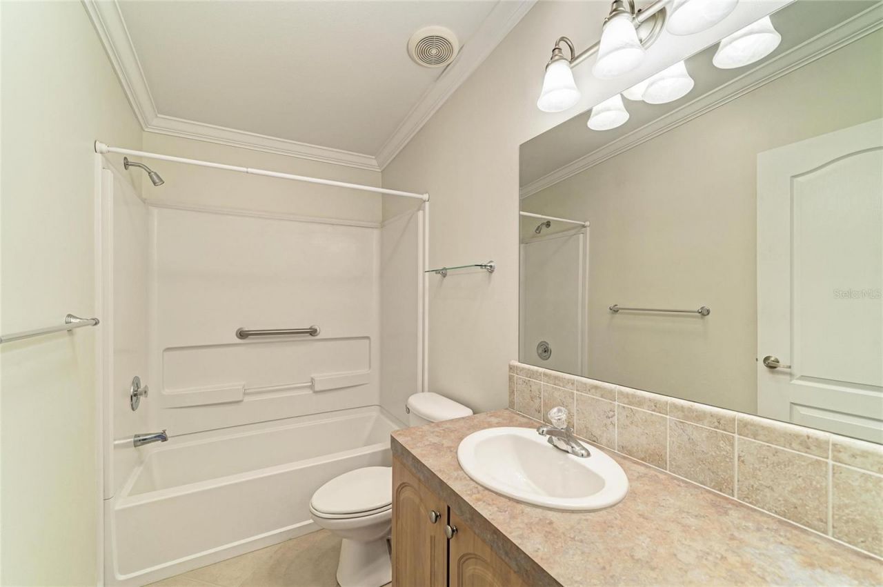 5316 53rd Avenue E, Unit A23, Bradenton, FL 34203 Photo