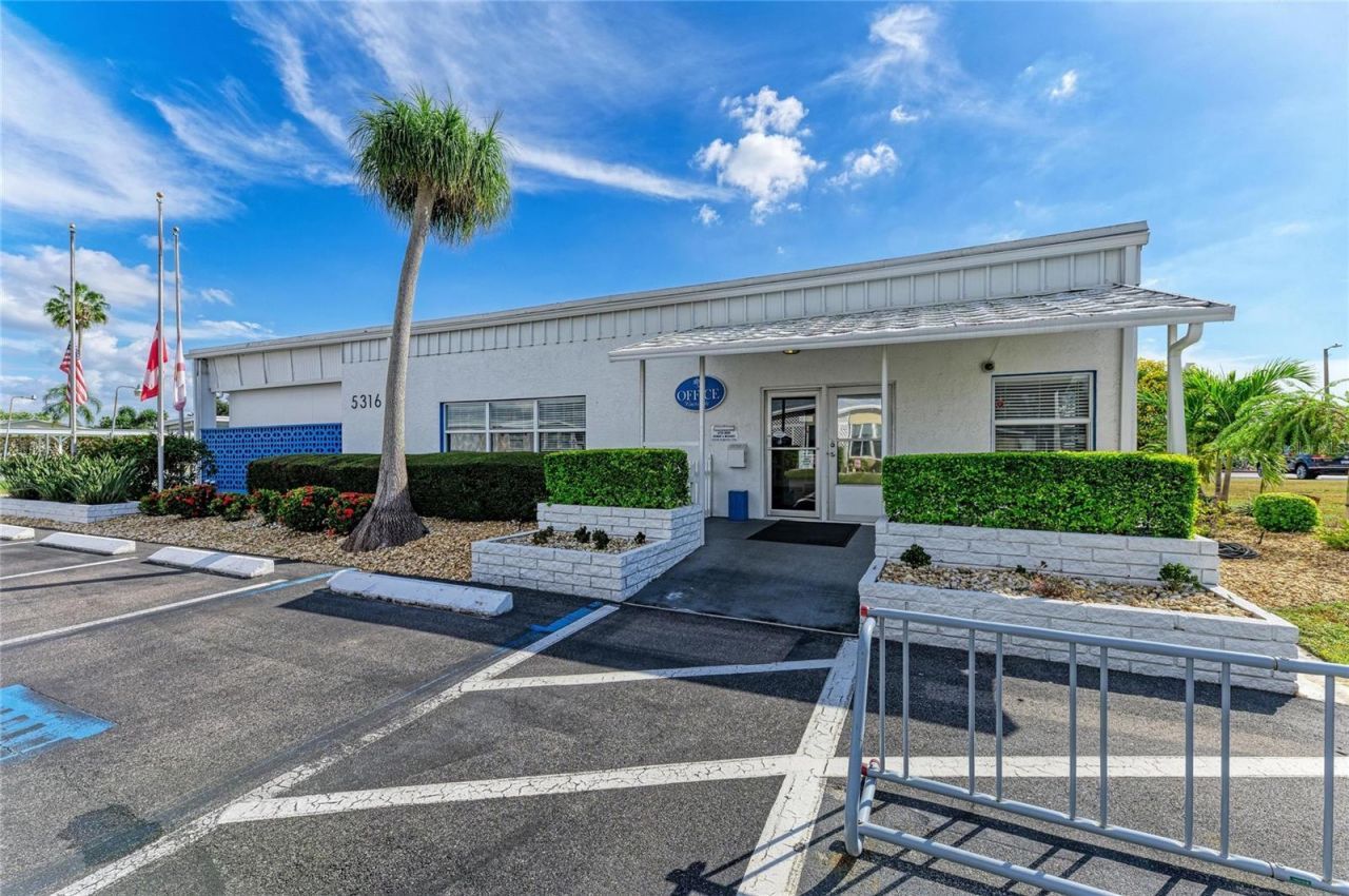 5316 53rd Avenue E, Unit A23, Bradenton, FL 34203 Photo