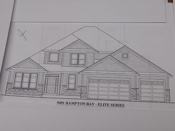 213 Mulberry Ln, Grafton, WI 53024