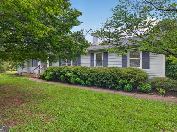 152 Wellington Drive, Hull, GA 30646