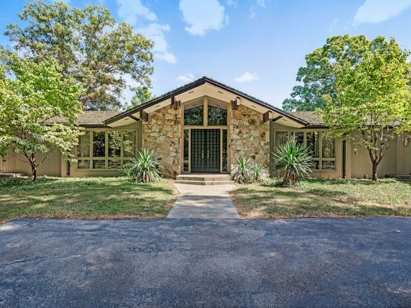 215 Hickory Ln , Smithville, TN 37166