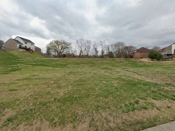 115 Cumberland Pl, Hendersonville, TN 37075