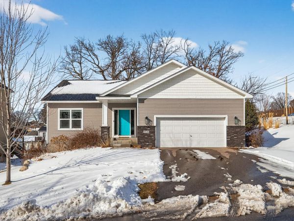 9530 18th Avenue N, Plymouth, MN 55441