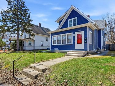 2840 28th Avenue S, Minneapolis, MN 55406