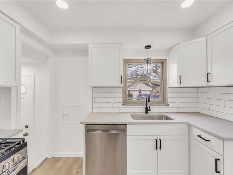 4145 W 140th Street , Cleveland, OH 44135 Photo 11