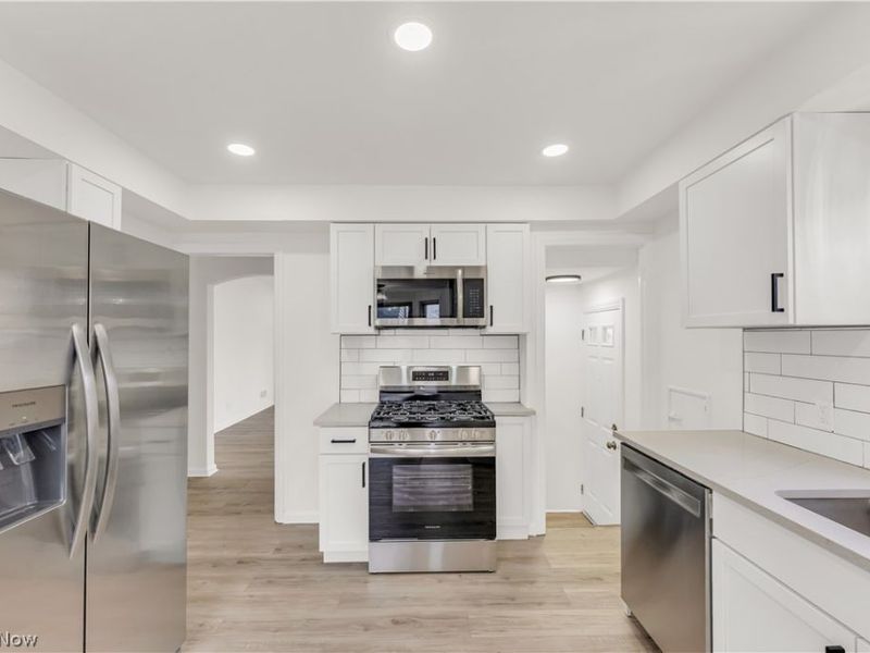 4145 W 140th Street , Cleveland, OH 44135 Photo 9