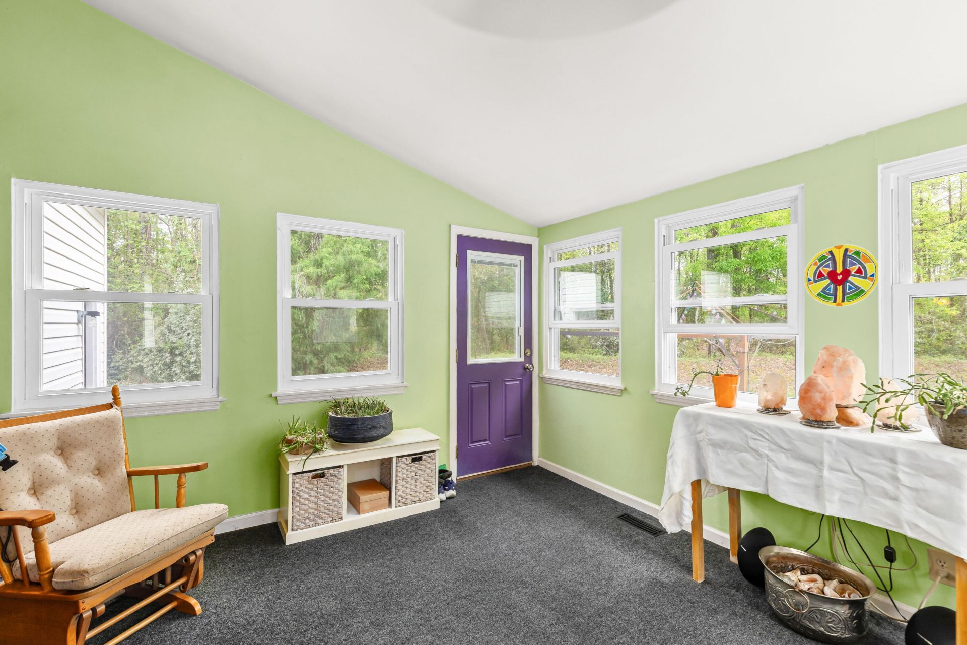 651 Semaht Street Photo 12