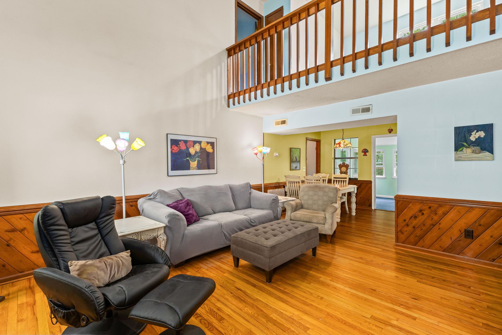 651 Semaht Street Photo 8