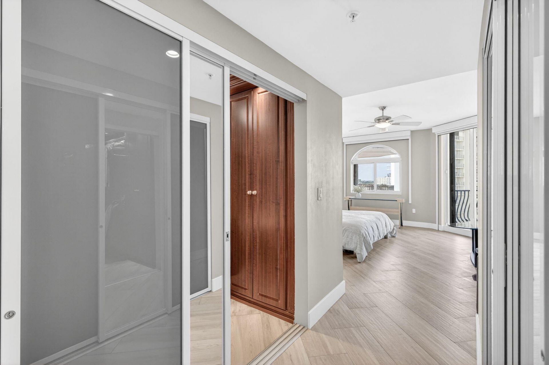 100 S Birch Road, Unit 803, Fort Lauderdale, FL 33316 Photo