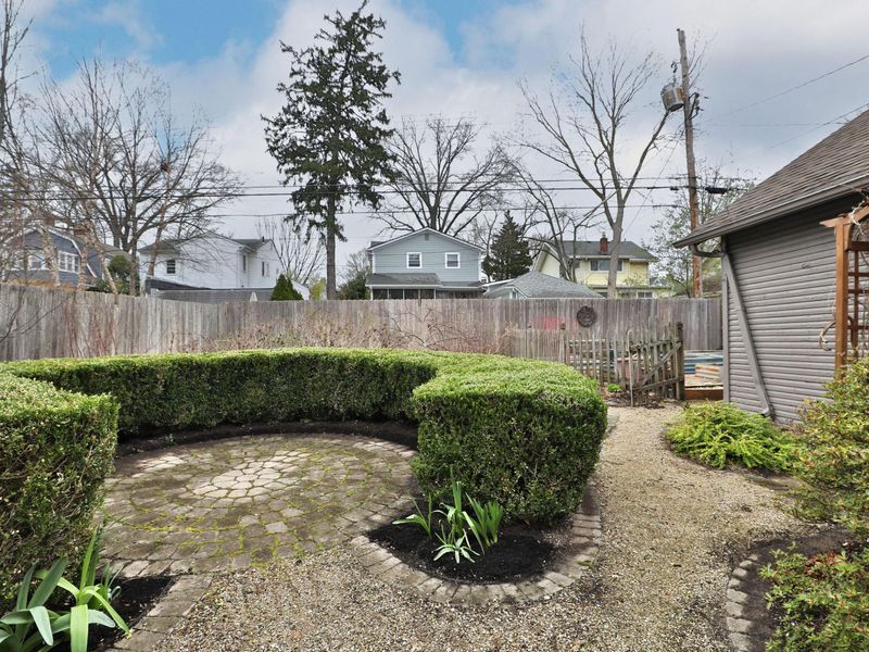 316 Acton Road, Columbus, OH 43214 Photo 52