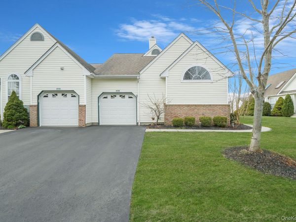 1601 Nicole Drive , Port Jefferson, NY 11776