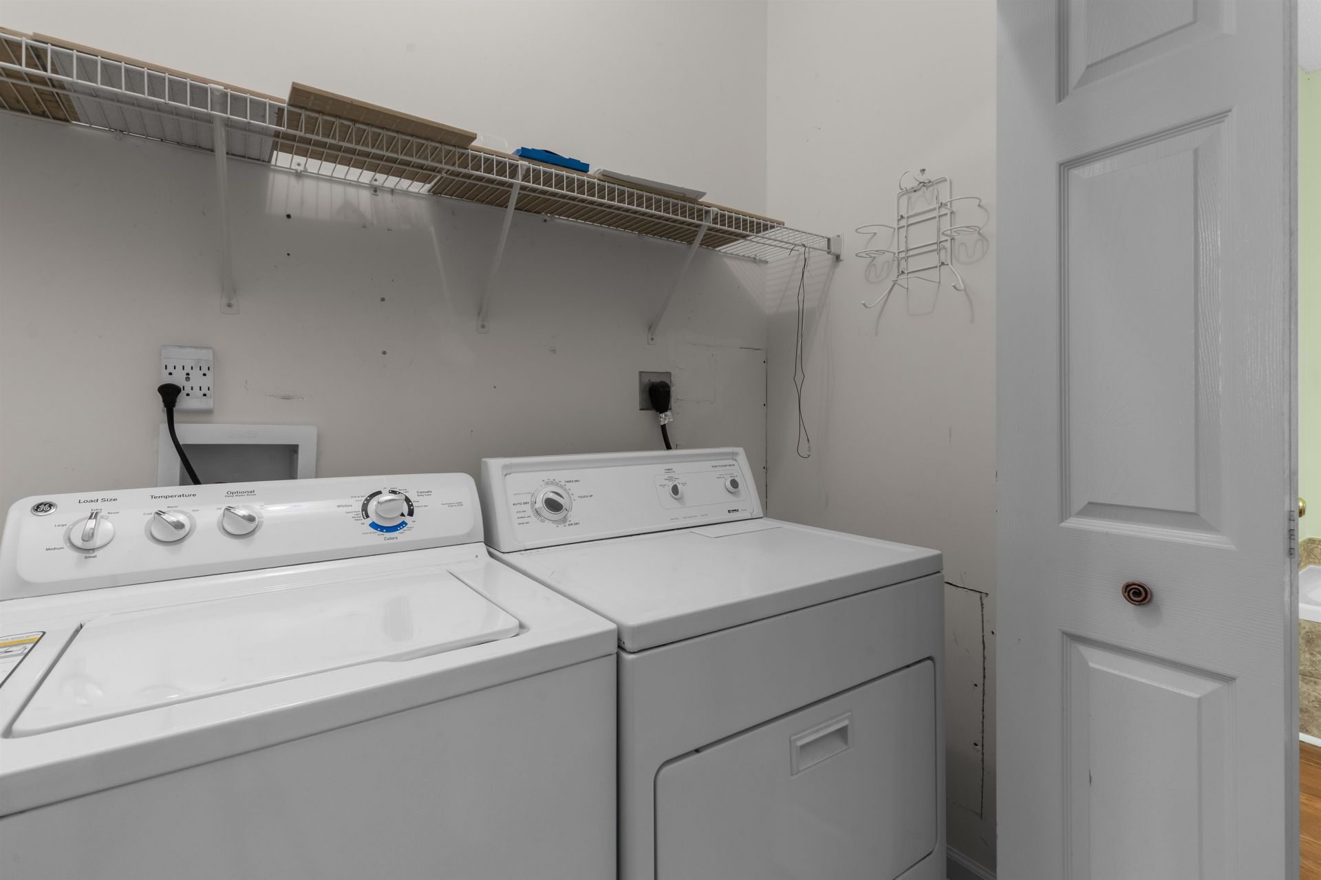 494 Colonial Trace Dr. Photo 18