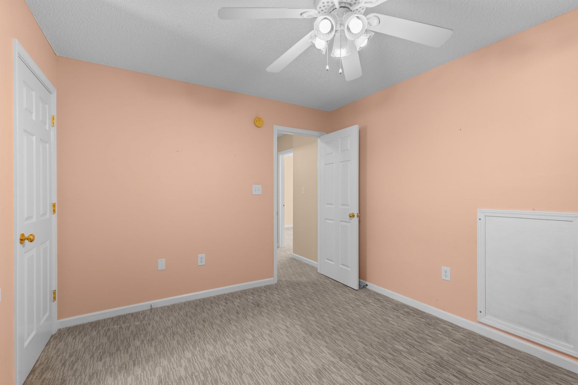 494 Colonial Trace Dr. Photo 31