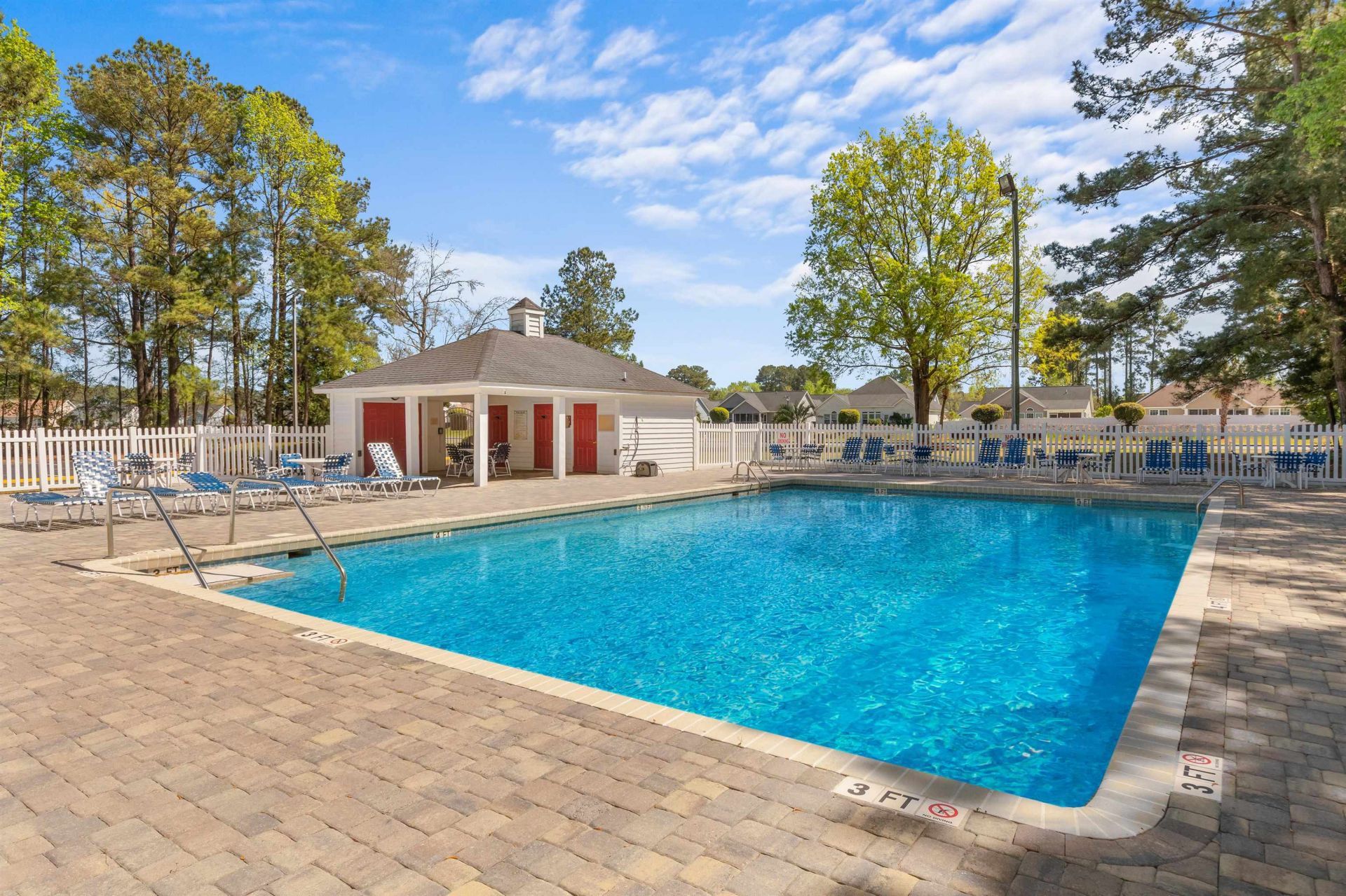 494 Colonial Trace Dr. Photo 35