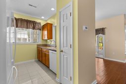 494 Colonial Trace Dr. photo 4