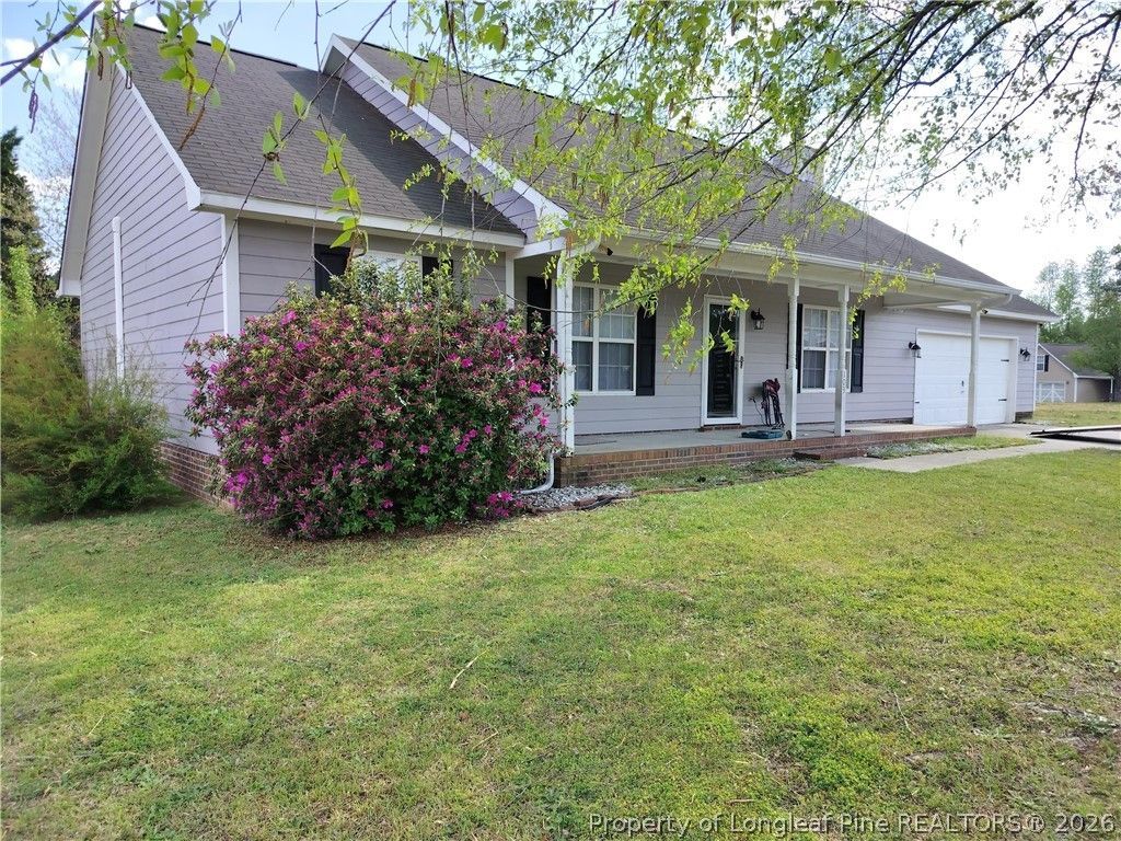 103 Kingsberry Court, Raeford, NC 28376 Main Photo