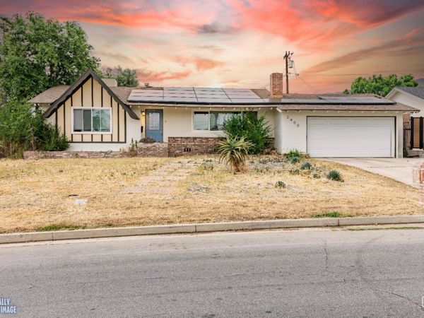 2400 Renegade Avenue, Bakersfield, CA 93306