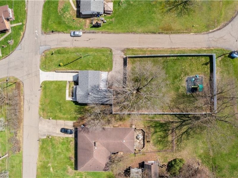 145 Locust Boulevard, Wintersville, OH 43953 Photo 10