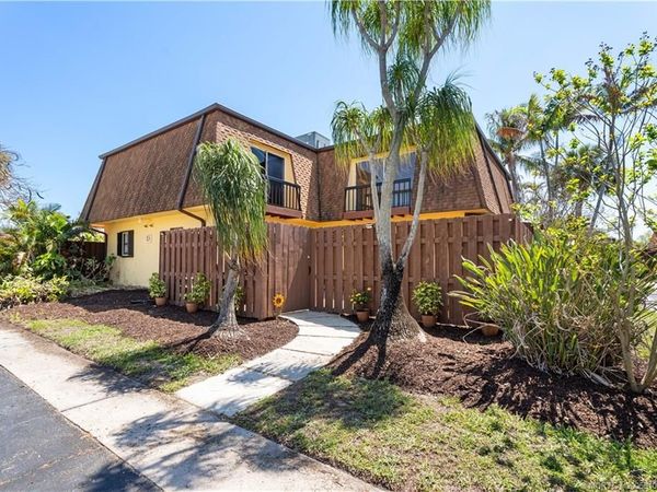 110 N Delaware Boulevard, Unit 13A, Jupiter, FL 33458