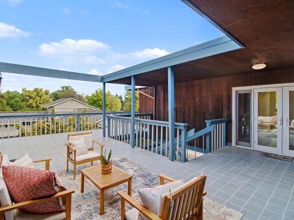 4640 Hillview Way, Sacramento, CA 95822