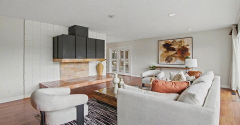 4640 Hillview Way, Sacramento, CA 95822 Photo