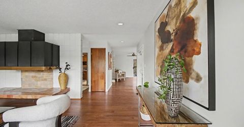 4640 Hillview Way, Sacramento, CA 95822 Photo