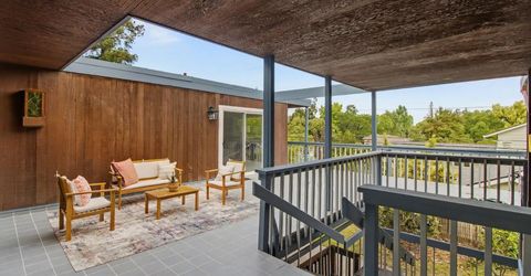 4640 Hillview Way, Sacramento, CA 95822 Photo