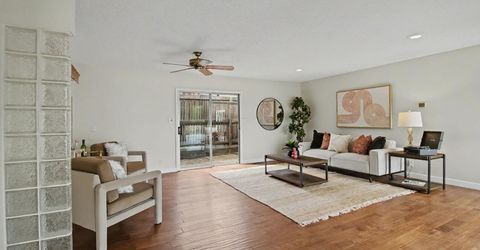 4640 Hillview Way, Sacramento, CA 95822 Photo