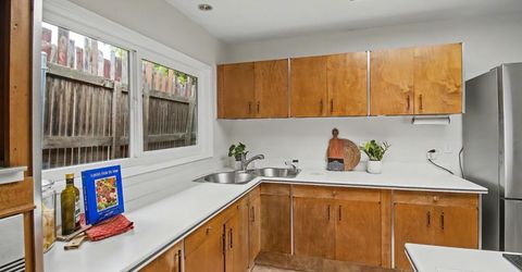 4640 Hillview Way, Sacramento, CA 95822 Photo