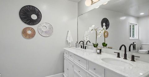 4640 Hillview Way, Sacramento, CA 95822 Photo