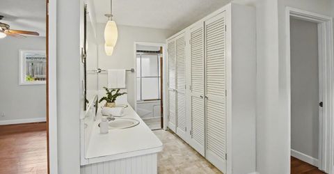 4640 Hillview Way, Sacramento, CA 95822 Photo