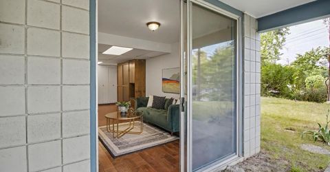 4640 Hillview Way, Sacramento, CA 95822 Photo