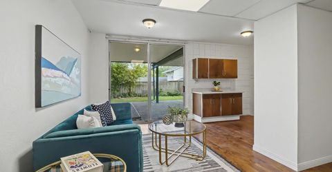 4640 Hillview Way, Sacramento, CA 95822 Photo