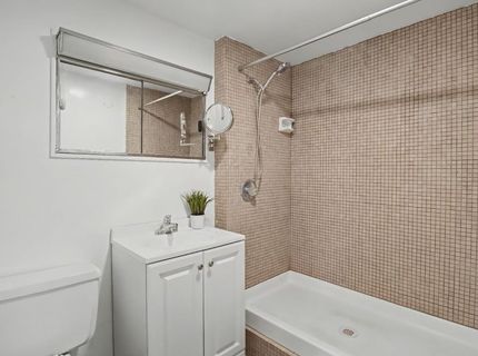 4640 Hillview Way, Sacramento, CA 95822 Photo