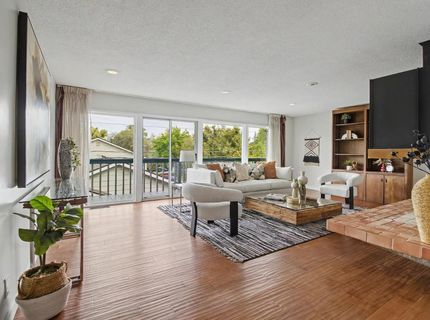 4640 Hillview Way, Sacramento, CA 95822 Photo