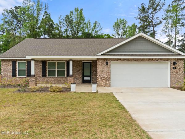 13 Vermont Drive, Petal, MS 39465