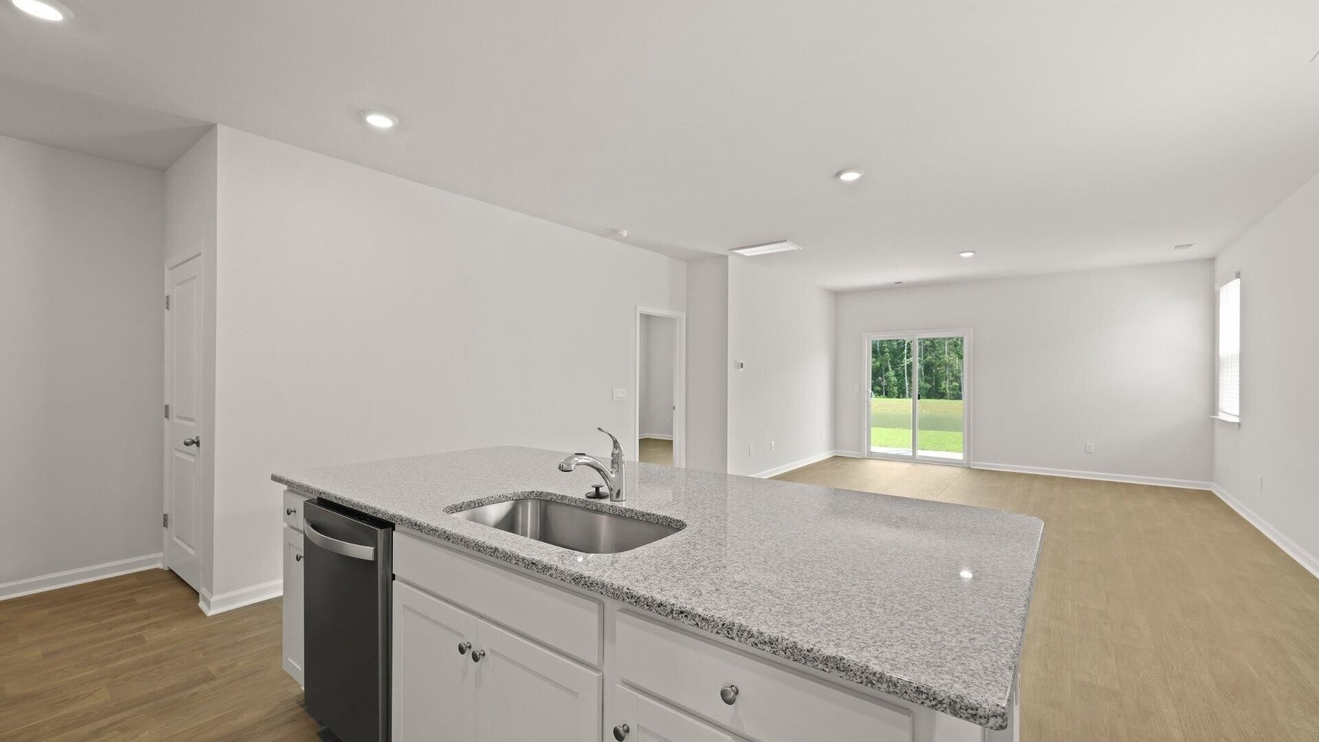 436 Tulip Poplar Drive Photo 5