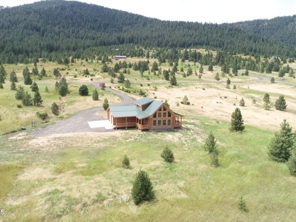 293 VINE MAPLE , Desmet, ID 83824