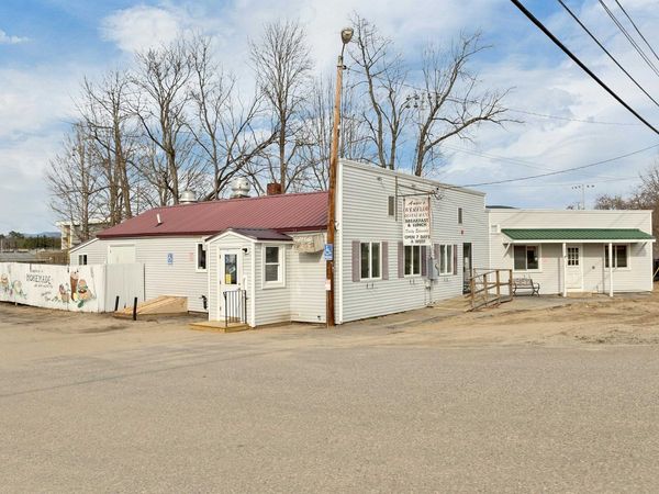 138 New Hampshire Route 175A Highway, Holderness, NH 03245