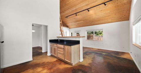 1350 Ridgeway Court, Reno, NV 89503 Photo