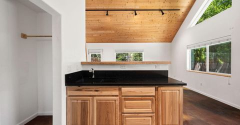 1350 Ridgeway Court, Reno, NV 89503 Photo