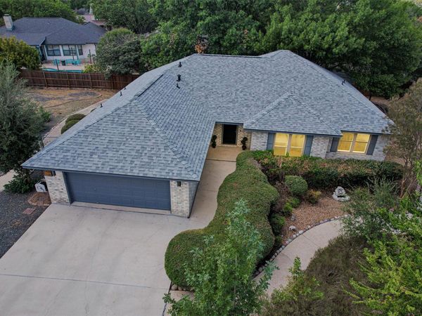 1906 Round Table, New Braunfels, TX 78130