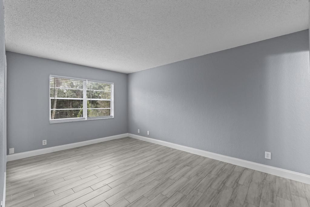 120 Sparrow Drive, Unit 205, Royal Palm Beach, FL 33411 Photo