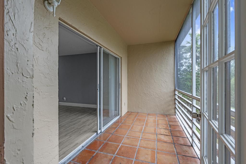 120 Sparrow Drive, Unit 205, Royal Palm Beach, FL 33411 Photo