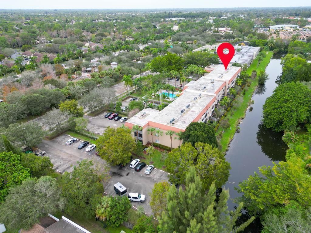 120 Sparrow Drive, Unit 205, Royal Palm Beach, FL 33411 Photo