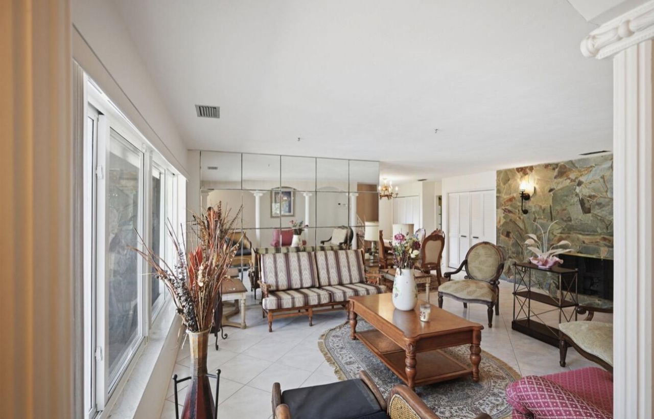 4490 NW 43rd Street, Lauderdale Lakes, FL 33319 Photo