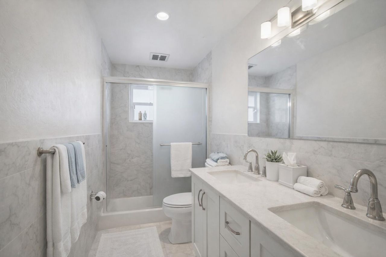 4490 NW 43rd Street, Lauderdale Lakes, FL 33319 Photo